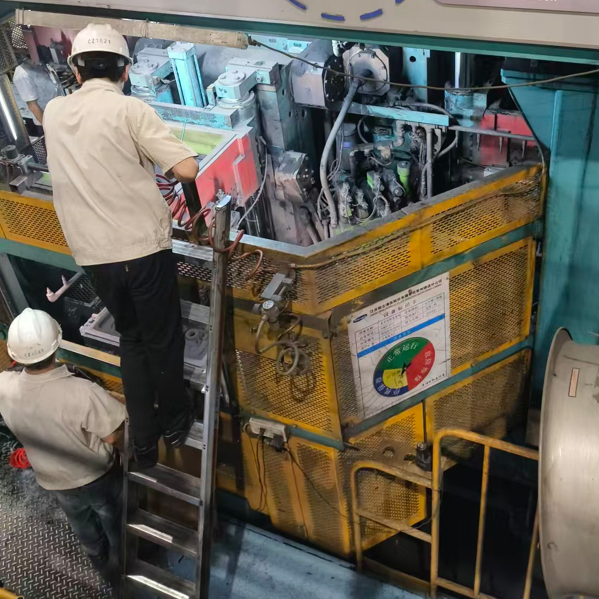 How to Extend the Service Life of Molding Machines